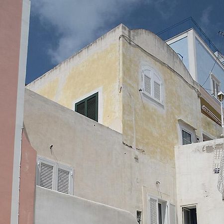 Appartamento Bilocale Sant'Antonio Ponza Camera foto